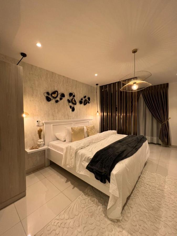 The Lennox Luxury Apartment Akra Dış mekan fotoğraf