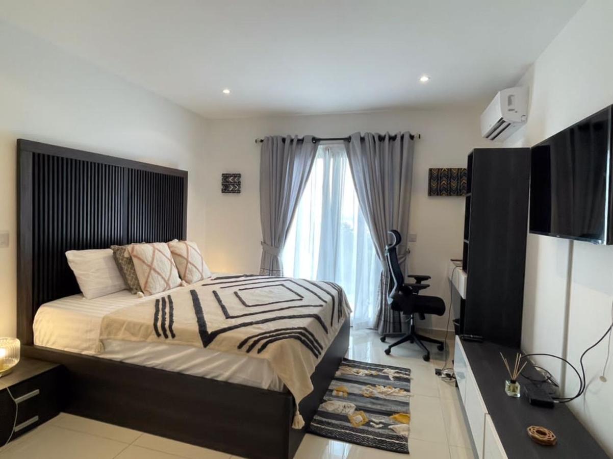 The Lennox Luxury Apartment Akra Dış mekan fotoğraf